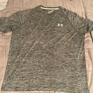Mens Under Armour Heat Gear Workout shirt
